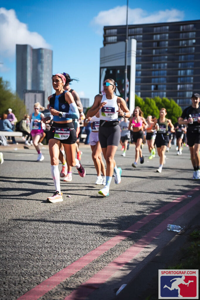 Une foulée dynamique sur le marathon de Manchester